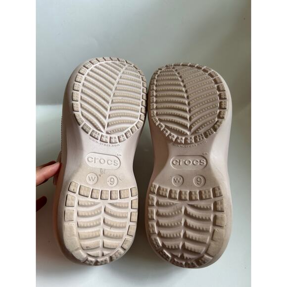 Crocs Women's Classic Platform Clog Light Pink Size W9 - Picture 15 of 15